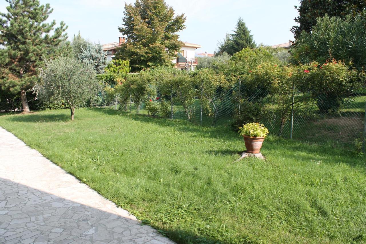 Apartment In Lazise/Gardasee 21949 Ngoại thất bức ảnh